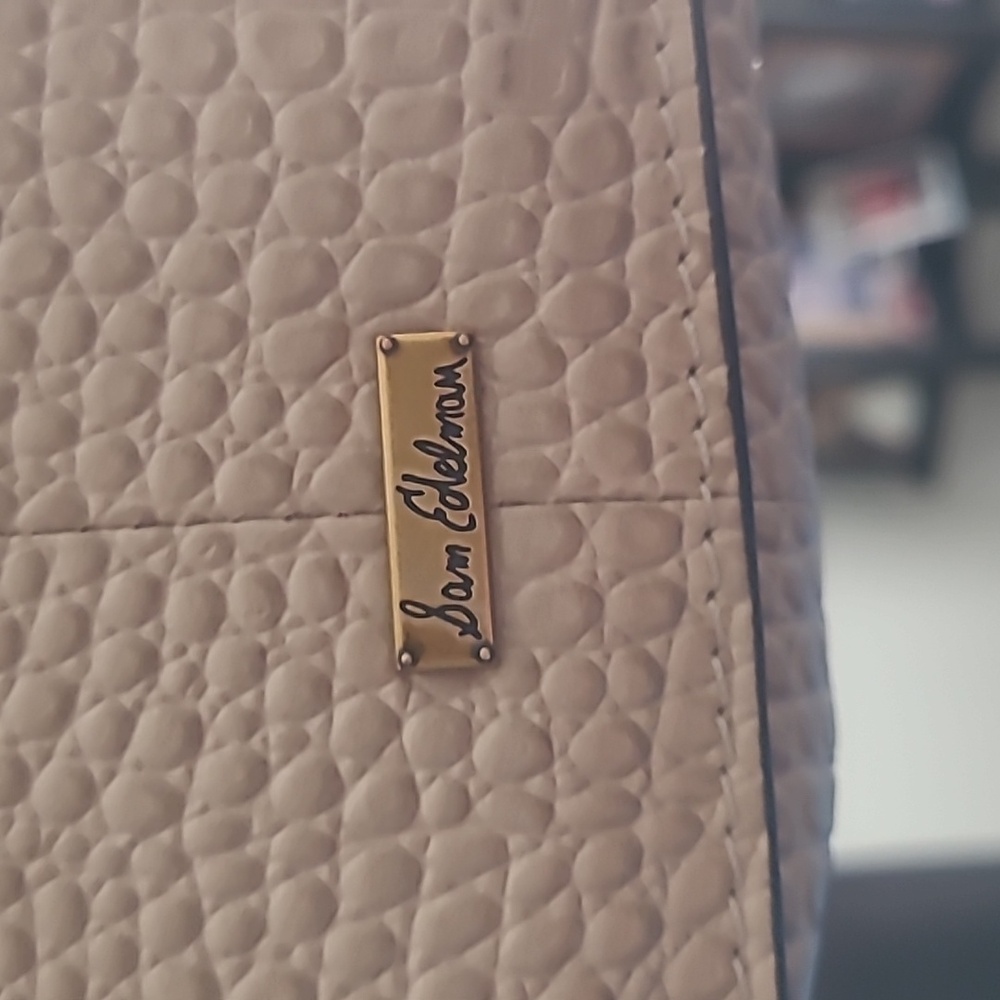 Sam Edelman Croc Leather Crossbody/Shoulder Bag. - Picture 6 of 16